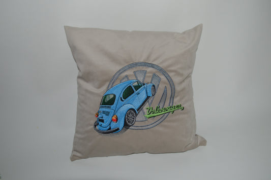 Okrasna blazina z vezenino Volkswagna hrošča